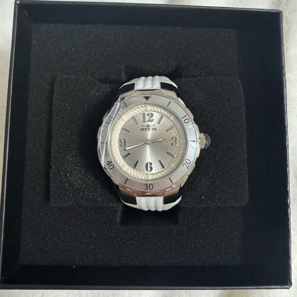 Invicta Angel Halo Women’s Watch 38mm White and Steel (17479) main image 6